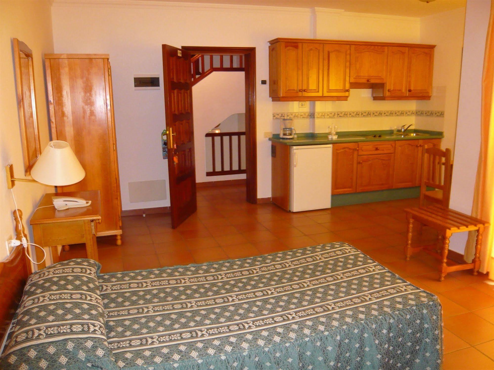 Gomera Aparthotel 2*